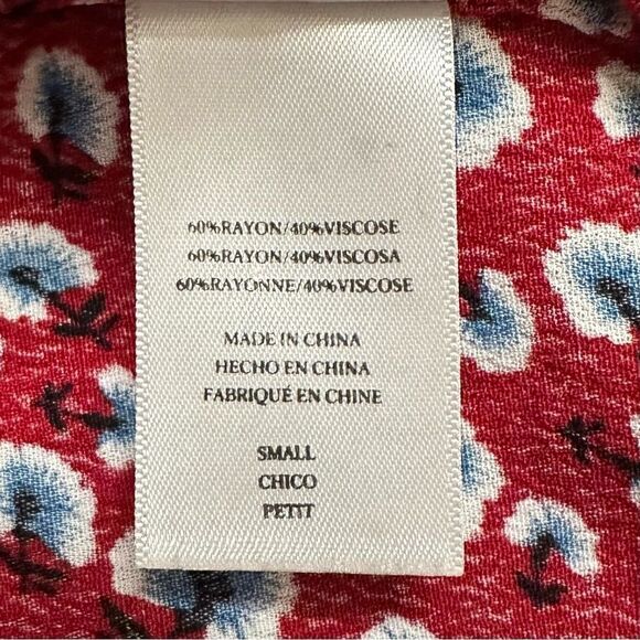 Rails Beaux Top in Red Floral Button Down Top - Picture 11 of 13